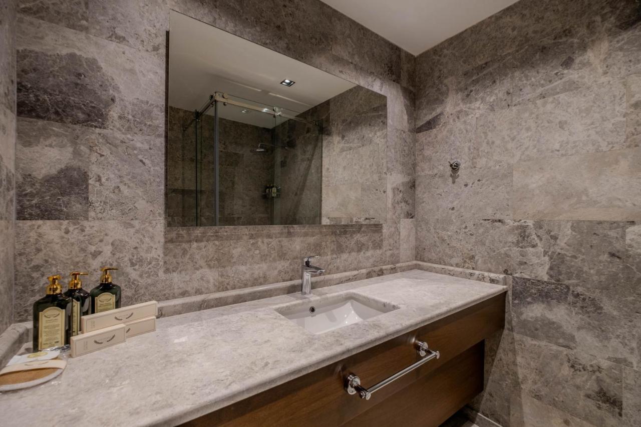 Standard Double Room,1492832134:JPEG